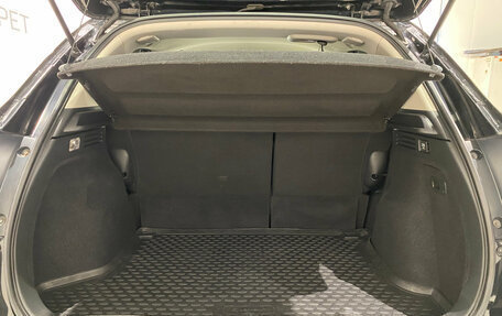 Honda Vezel, 2014 год, 1 299 000 рублей, 12 фотография