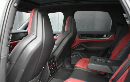 Porsche Cayenne III, 2025 год, 18 990 000 рублей, 12 фотография