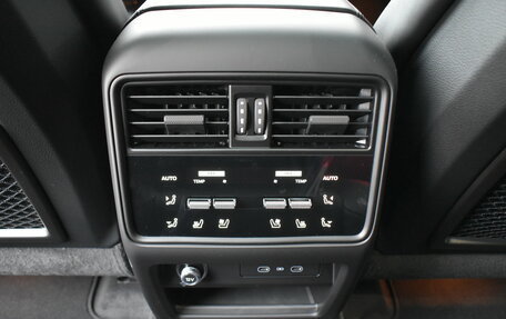 Porsche Cayenne III, 2025 год, 18 990 000 рублей, 28 фотография