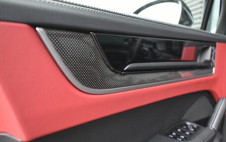 Porsche Cayenne III, 2025 год, 18 990 000 рублей, 30 фотография