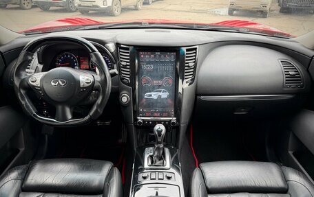 Infiniti FX II, 2010 год, 1 900 000 рублей, 16 фотография