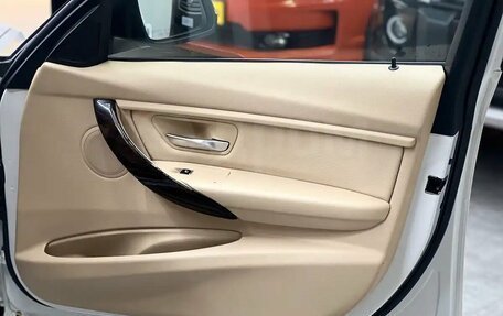 BMW 3 серия, 2016 год, 2 497 009 рублей, 34 фотография