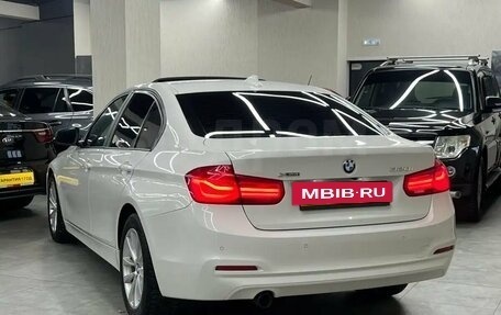 BMW 3 серия, 2016 год, 2 497 009 рублей, 38 фотография