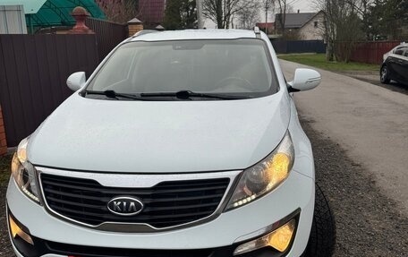 KIA Sportage III, 2011 год, 1 250 000 рублей, 2 фотография