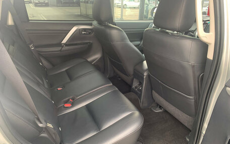 Mitsubishi Montero Sport, 2023 год, 4 285 000 рублей, 12 фотография