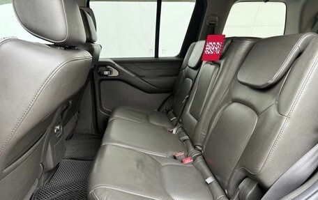 Nissan Pathfinder, 2005 год, 820 000 рублей, 11 фотография