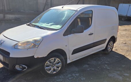 Peugeot Partner II рестайлинг 2, 2012 год, 420 000 рублей, 3 фотография