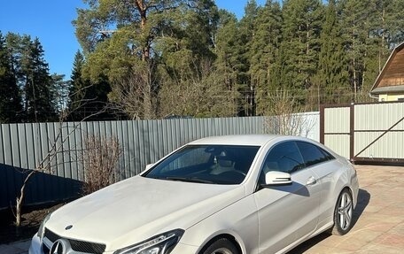 Mercedes-Benz E-Класс, 2014 год, 1 970 000 рублей, 1 фотография