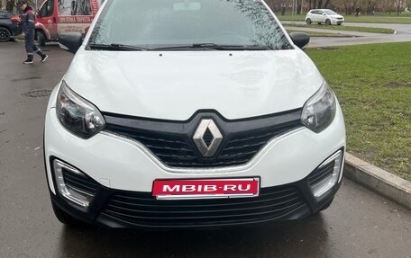 Renault Kaptur I рестайлинг, 2018 год, 935 000 рублей, 1 фотография