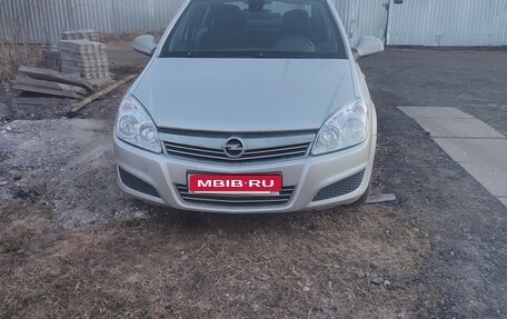 Opel Astra H, 2011 год, 510 000 рублей, 1 фотография