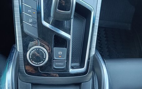 Geely Atlas, 2022 год, 1 850 000 рублей, 10 фотография