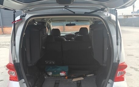 Honda Freed I, 2009 год, 1 250 000 рублей, 12 фотография