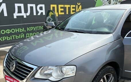 Volkswagen Passat B6, 2007 год, 720 000 рублей, 2 фотография