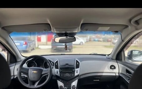 Chevrolet Cruze II, 2013 год, 700 000 рублей, 2 фотография