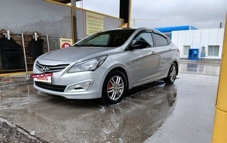 Hyundai Solaris II рестайлинг, 2016 год, 555 000 рублей, 2 фотография