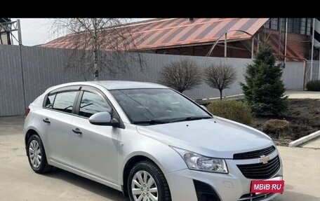 Chevrolet Cruze II, 2013 год, 700 000 рублей, 3 фотография