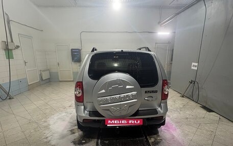 Chevrolet Niva I рестайлинг, 2011 год, 515 000 рублей, 3 фотография