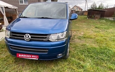 Volkswagen Multivan T5, 2010 год, 1 870 000 рублей, 2 фотография