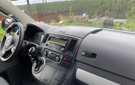 Volkswagen Multivan T5, 2010 год, 1 870 000 рублей, 20 фотография