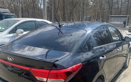 KIA Rio IV, 2018 год, 1 100 000 рублей, 2 фотография