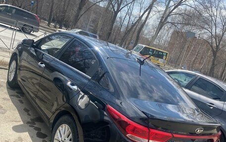 KIA Rio IV, 2018 год, 1 100 000 рублей, 4 фотография