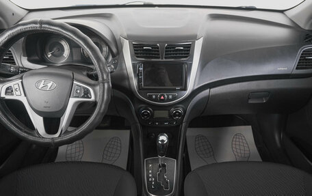Hyundai Solaris II рестайлинг, 2012 год, 799 000 рублей, 14 фотография