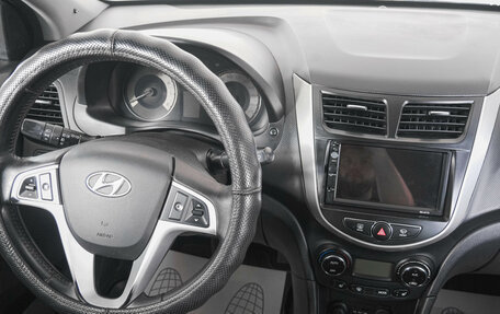 Hyundai Solaris II рестайлинг, 2012 год, 799 000 рублей, 13 фотография