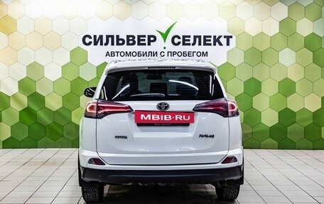 Toyota RAV4, 2017 год, 2 300 000 рублей, 4 фотография