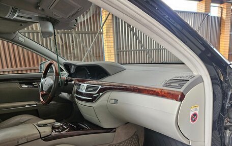 Mercedes-Benz S-Класс, 2010 год, 1 600 000 рублей, 3 фотография