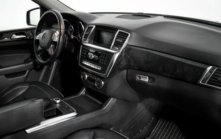 Mercedes-Benz M-Класс, 2013 год, 2 130 000 рублей, 3 фотография