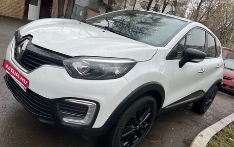 Renault Kaptur I рестайлинг, 2018 год, 935 000 рублей, 3 фотография