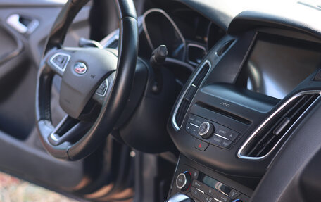 Ford Focus III, 2017 год, 990 000 рублей, 12 фотография