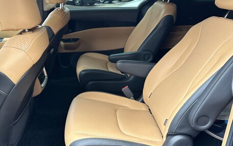 KIA Carnival, 2020 год, 3 899 999 рублей, 19 фотография