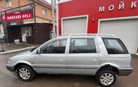 Mitsubishi Space Wagon III, 1991 год, 150 000 рублей, 3 фотография