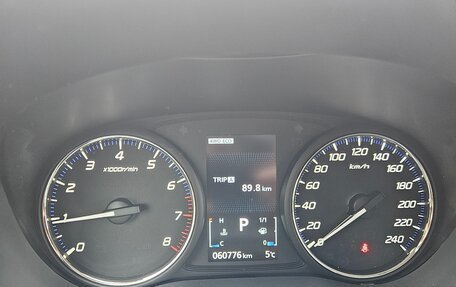 Mitsubishi Outlander III рестайлинг 3, 2018 год, 2 350 000 рублей, 6 фотография