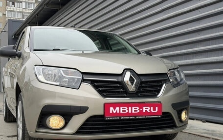 Renault Sandero II рестайлинг, 2018 год, 995 000 рублей, 2 фотография