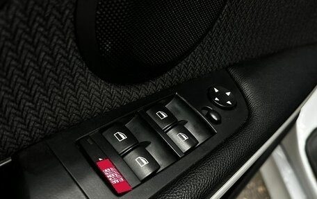 BMW 3 серия, 2011 год, 919 777 рублей, 17 фотография