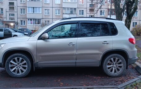 Volkswagen Tiguan I, 2010 год, 1 100 000 рублей, 2 фотография