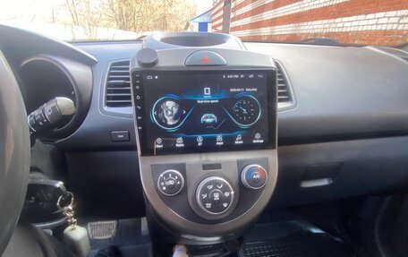 KIA Soul I рестайлинг, 2011 год, 799 000 рублей, 12 фотография