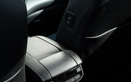 Toyota Highlander, 2026 год, 5 890 000 рублей, 14 фотография