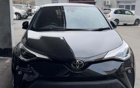 Toyota C-HR I рестайлинг, 2020 год, 2 590 000 рублей, 5 фотография