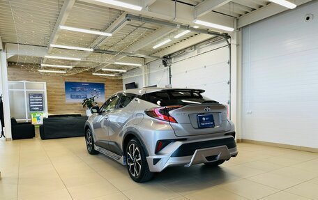 Toyota C-HR I рестайлинг, 2017 год, 2 249 900 рублей, 4 фотография