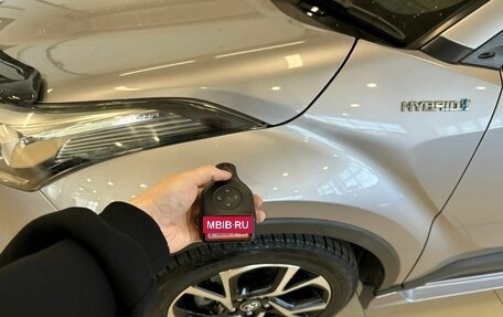 Toyota C-HR I рестайлинг, 2017 год, 2 249 900 рублей, 20 фотография