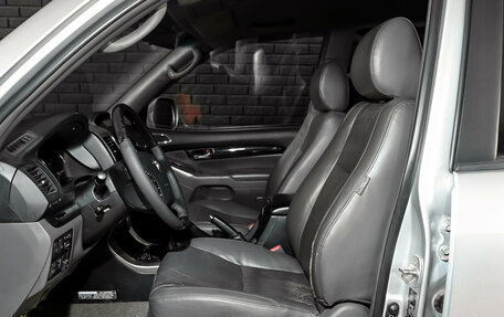 Toyota Land Cruiser Prado 120 рестайлинг, 2008 год, 2 080 000 рублей, 10 фотография