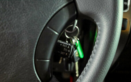 Toyota Land Cruiser Prado 120 рестайлинг, 2008 год, 2 080 000 рублей, 17 фотография