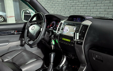 Toyota Land Cruiser Prado 120 рестайлинг, 2008 год, 2 080 000 рублей, 19 фотография