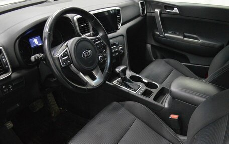 KIA Sportage IV рестайлинг, 2021 год, 2 200 000 рублей, 10 фотография