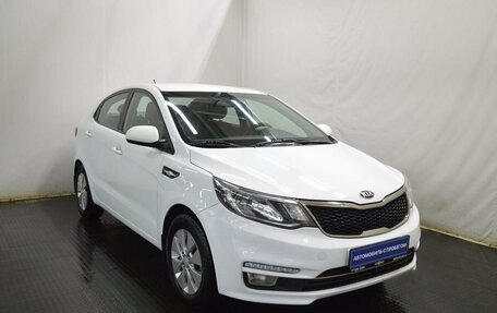 KIA Rio III рестайлинг, 2016 год, 870 000 рублей, 3 фотография