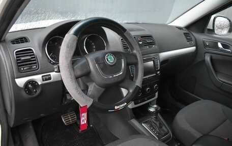 Skoda Yeti I рестайлинг, 2012 год, 649 999 рублей, 15 фотография