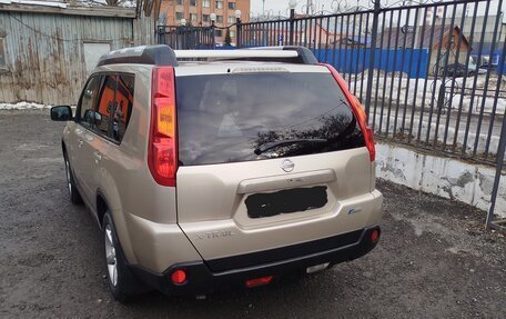 Nissan X-Trail, 2010 год, 980 000 рублей, 2 фотография